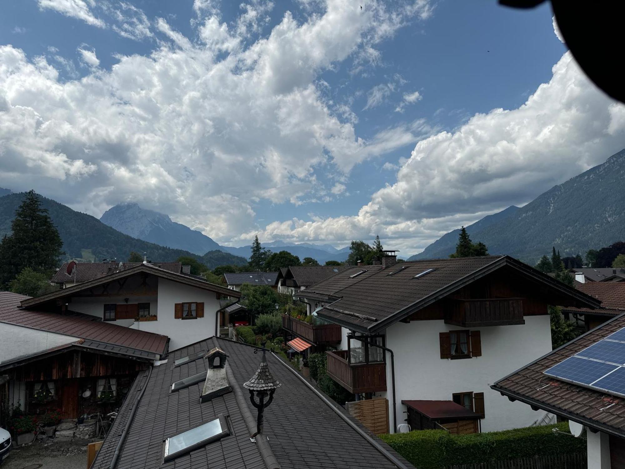 Apartment Pfanzelter Garmisch-Partenkirchen Exteriör bild